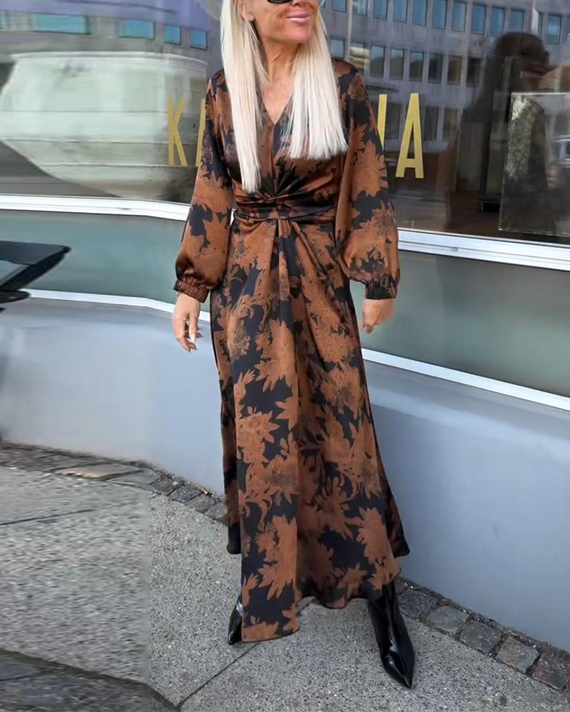 Retro Print Dress with Lantern Sleeves